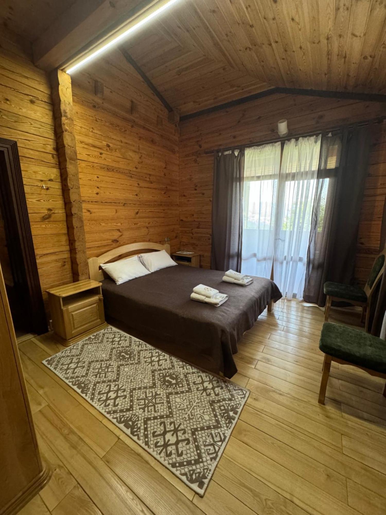 Golden Nest Apartment Яблуниця Екстериор снимка